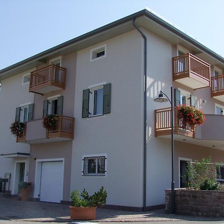 Апартаменти Agritur Fior Di Melo Nanno Екстер'єр фото